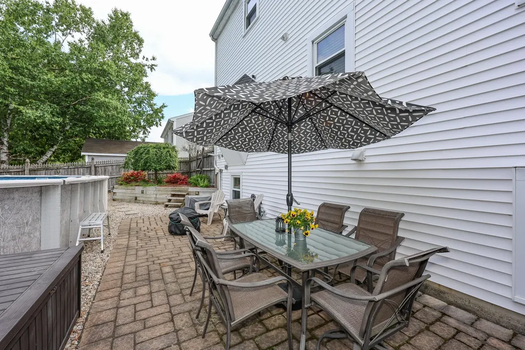 176 Stanton Street Manchester NH 03103