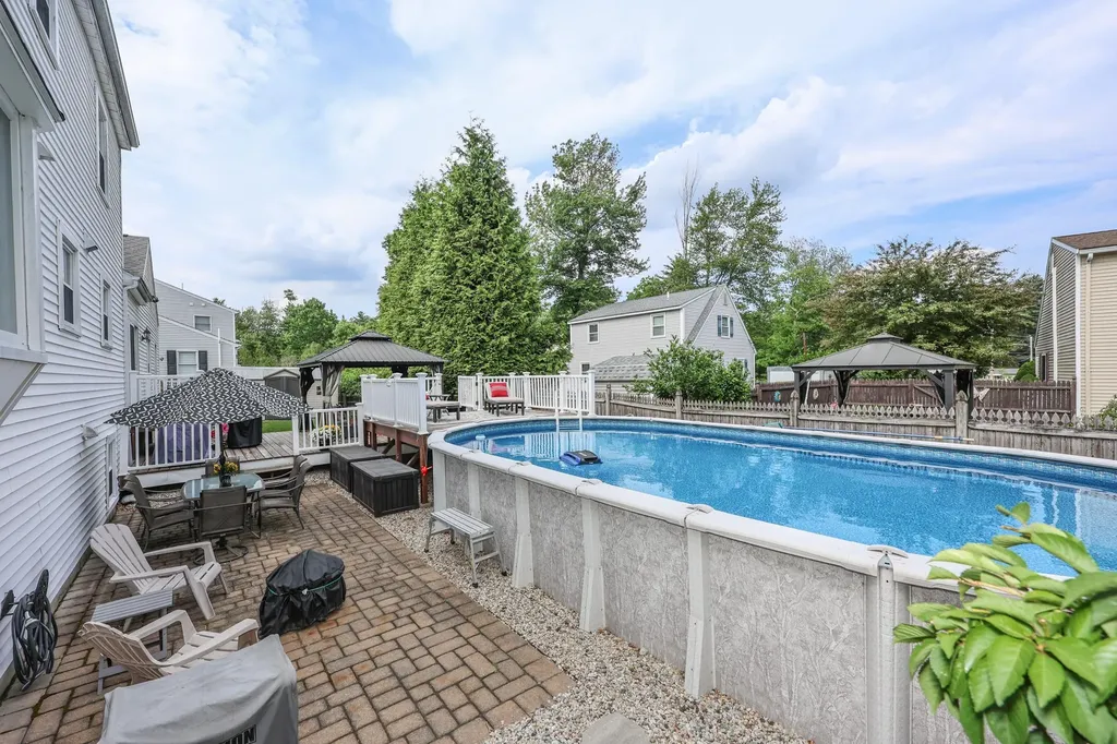 176 Stanton Street Manchester NH 03103