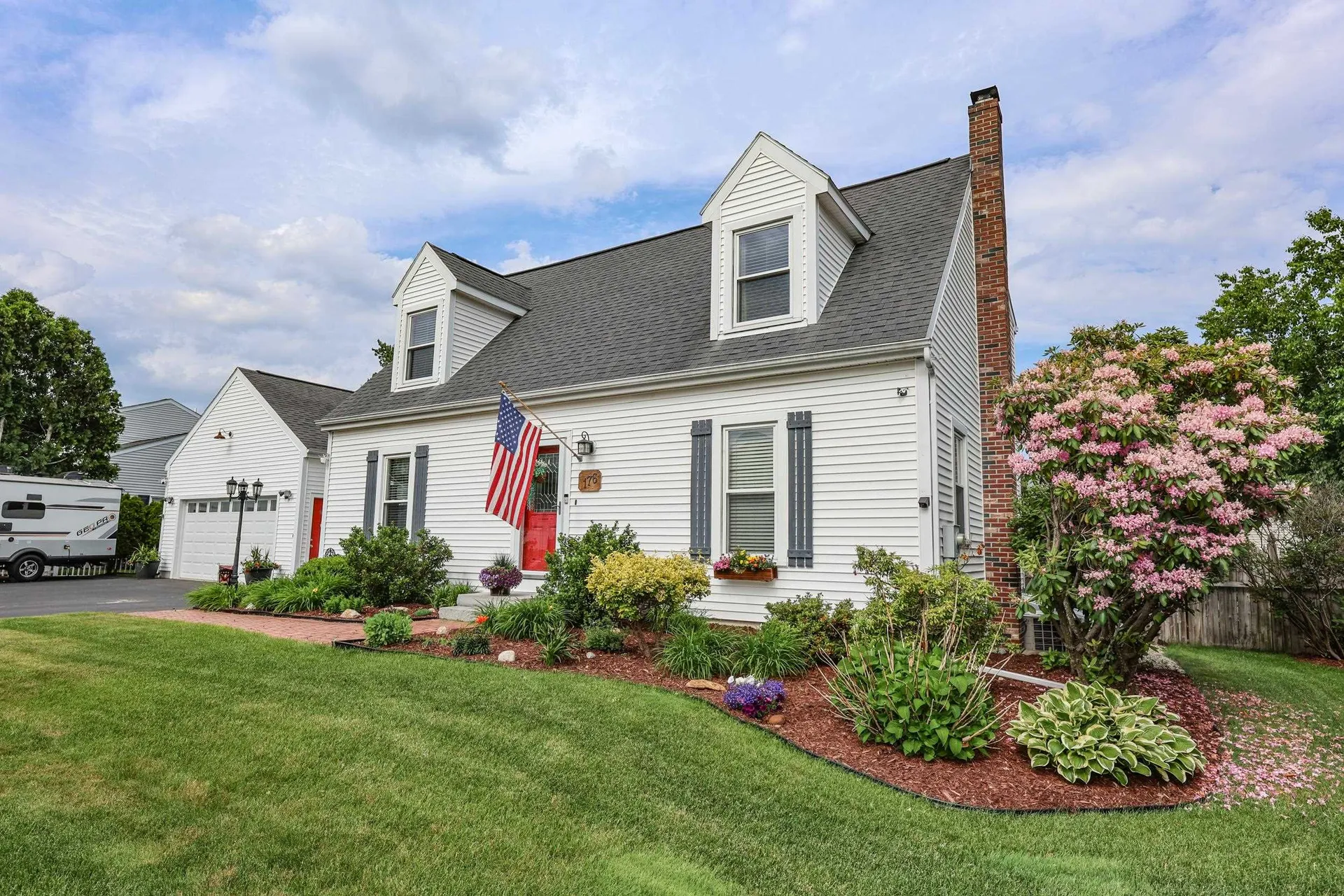 176 Stanton Street Manchester NH 03103