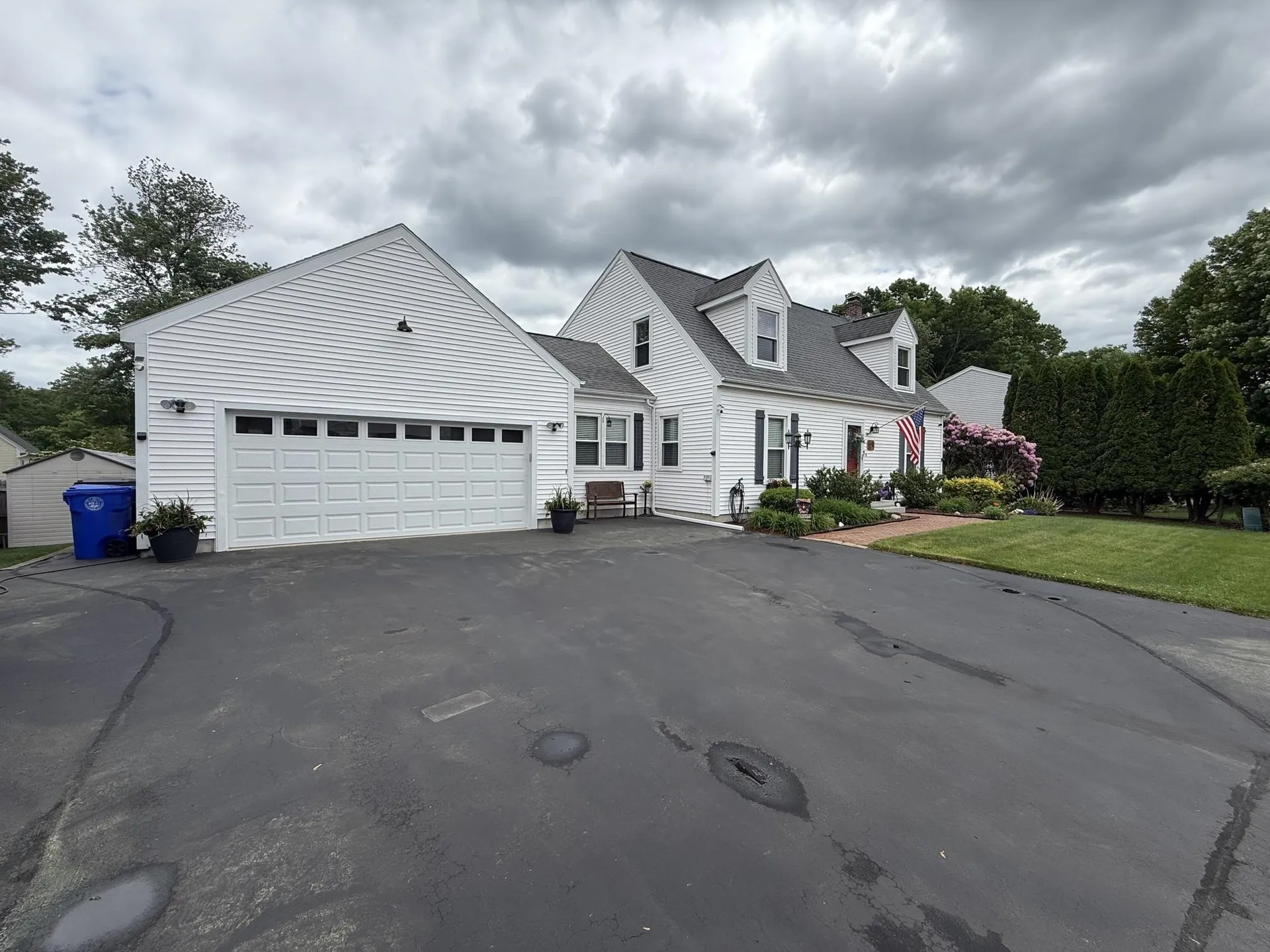 176 Stanton Street Manchester NH 03103