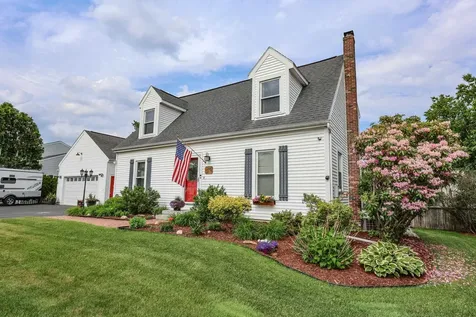 176 Stanton Street Manchester NH 03103