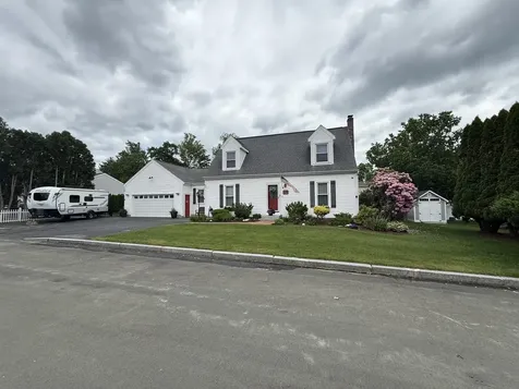 176 Stanton Street Manchester NH 03103