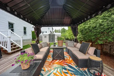 176 Stanton Street Manchester NH 03103