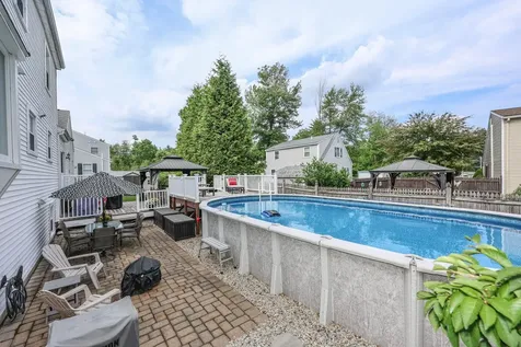 176 Stanton Street Manchester NH 03103