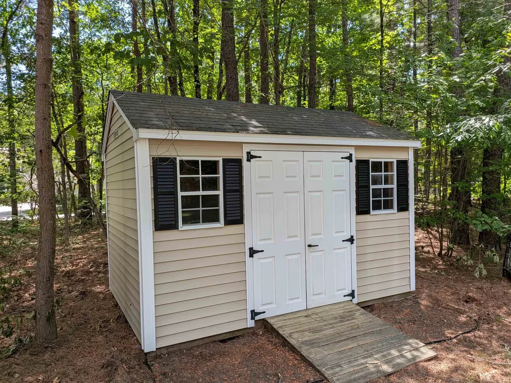 2-49 Skyline Drive Amherst NH 03031