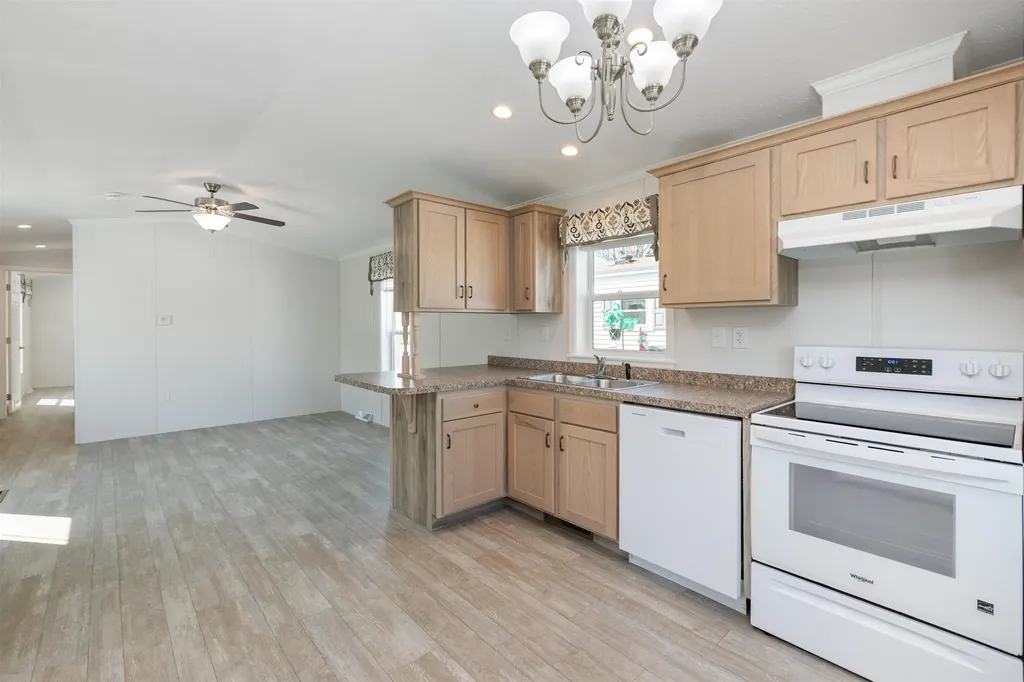 46 Brookwood Drive Salem NH 03079