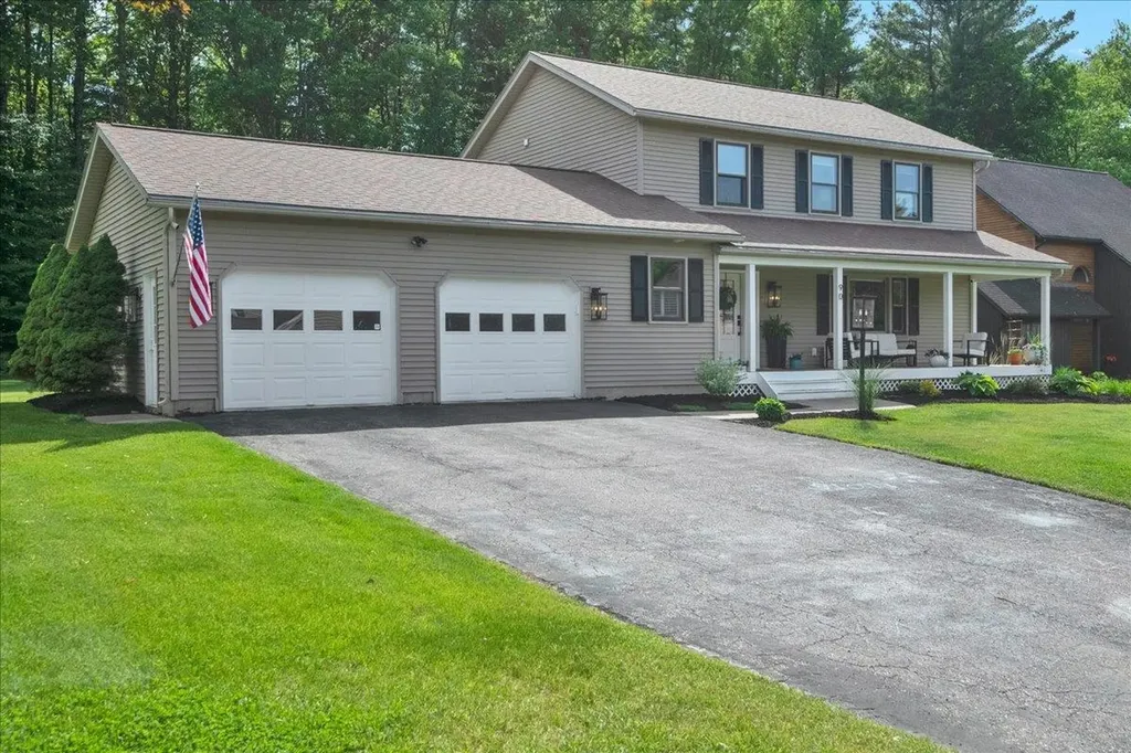 90 Field Green Drive Colchester VT 05468