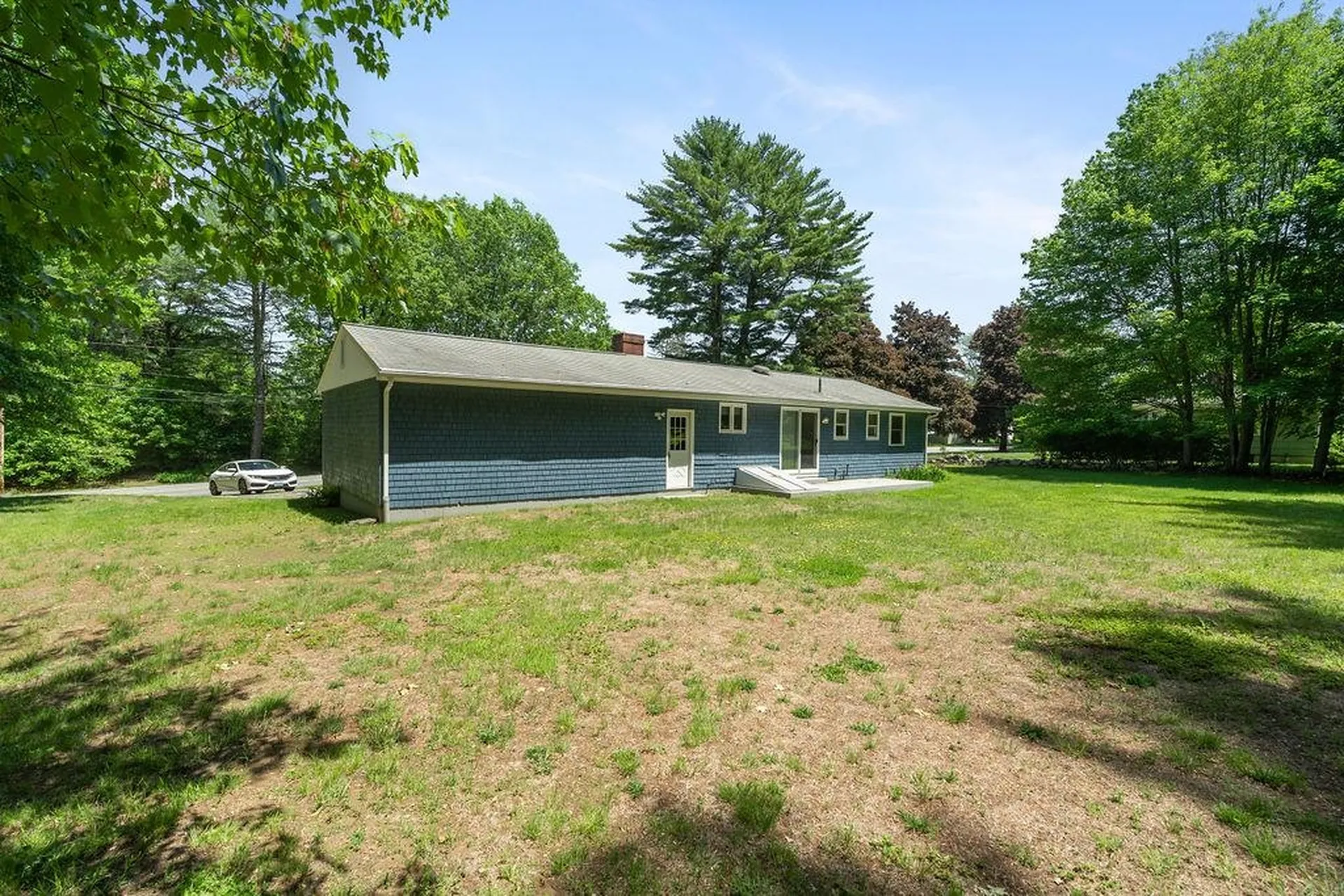 66 Post Road North Hampton NH 03862