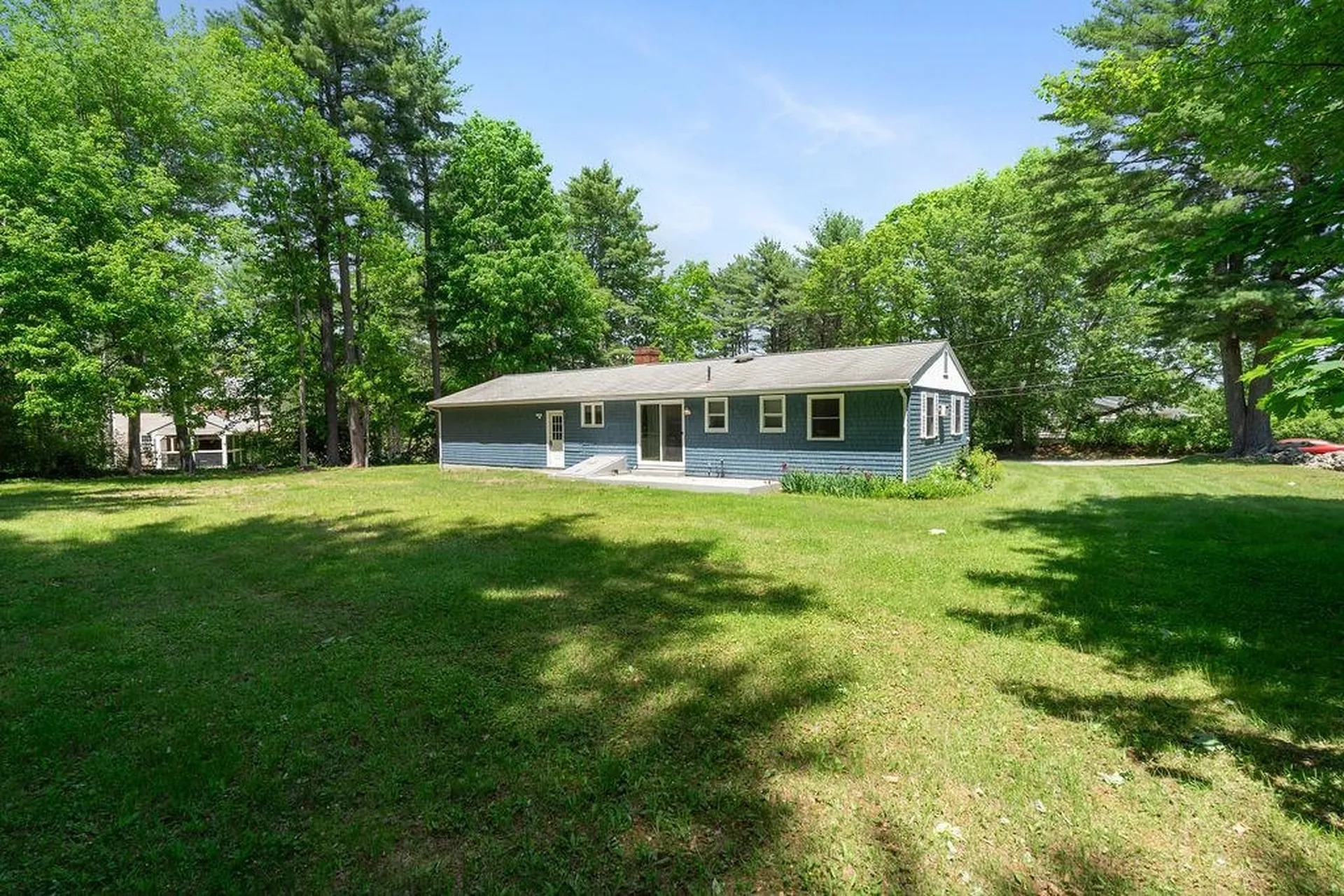 66 Post Road North Hampton NH 03862