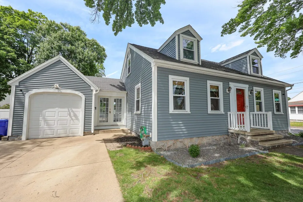 78 Candia Road Manchester NH 03109