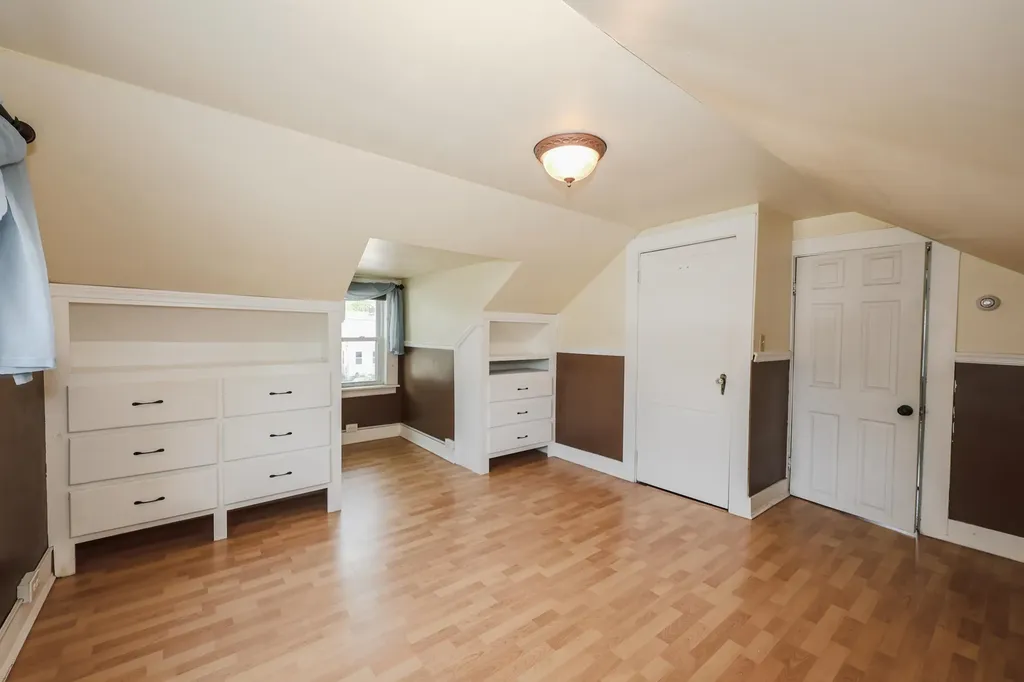78 Candia Road Manchester NH 03109