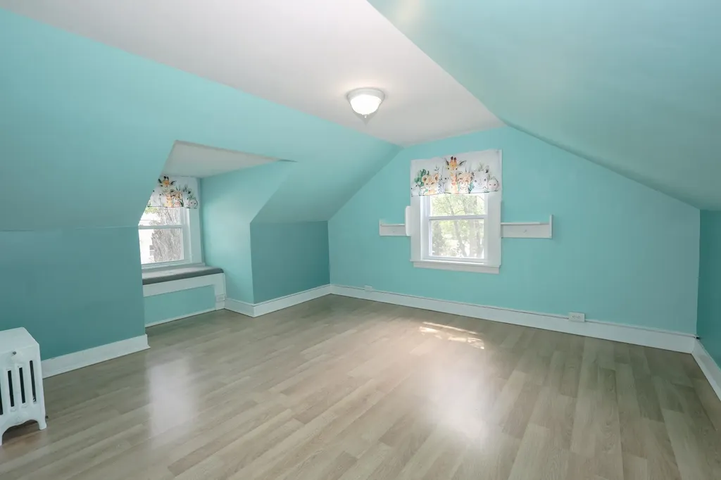 78 Candia Road Manchester NH 03109