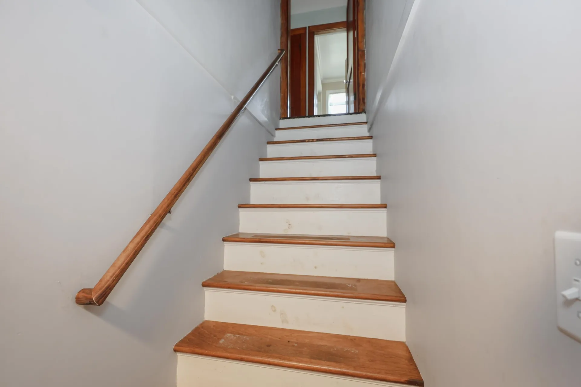 78 Candia Road Manchester NH 03109