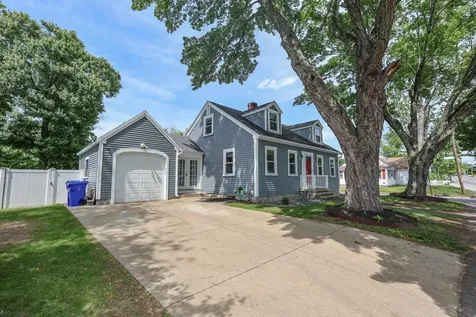 78 Candia Road Manchester NH 03109