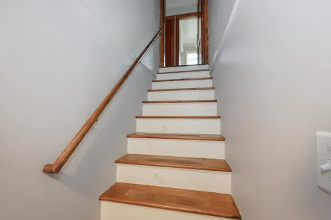 78 Candia Road Manchester NH 03109