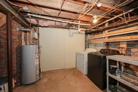 78 Candia Road Manchester NH 03109