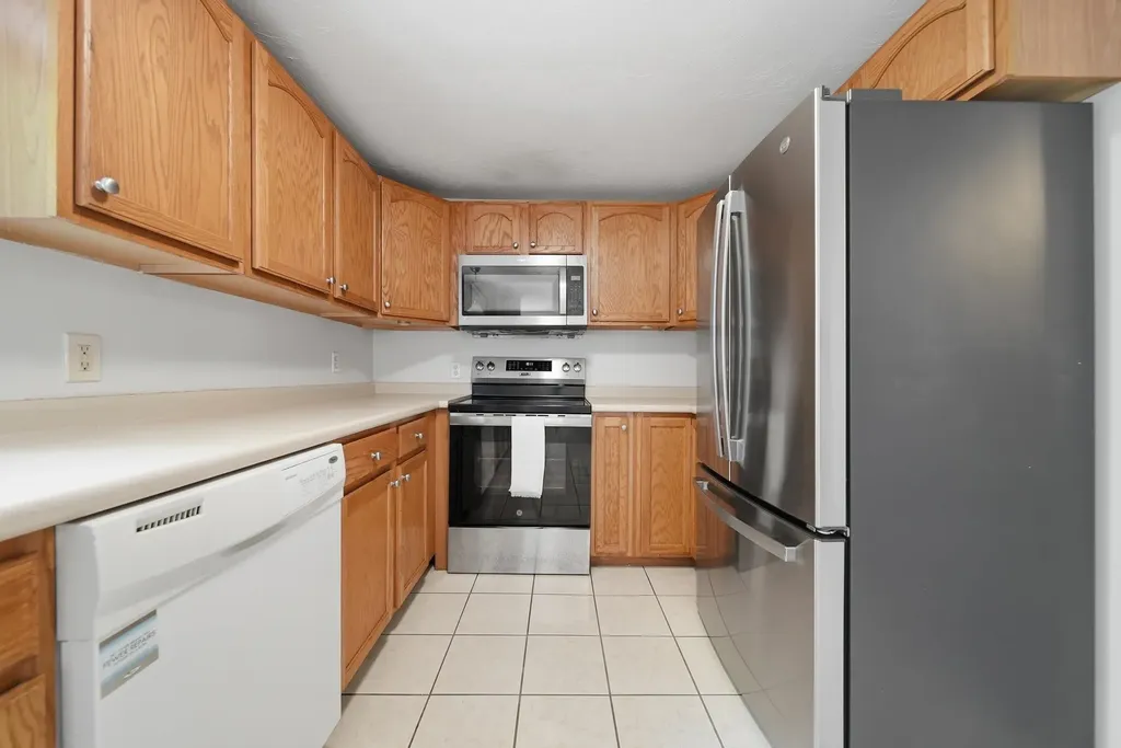 31 Henderson Road Gilford NH 03249