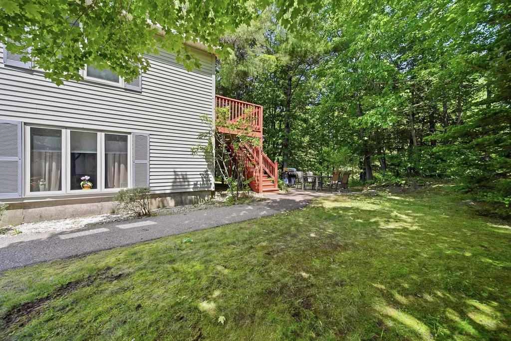 31 Henderson Road Gilford NH 03249