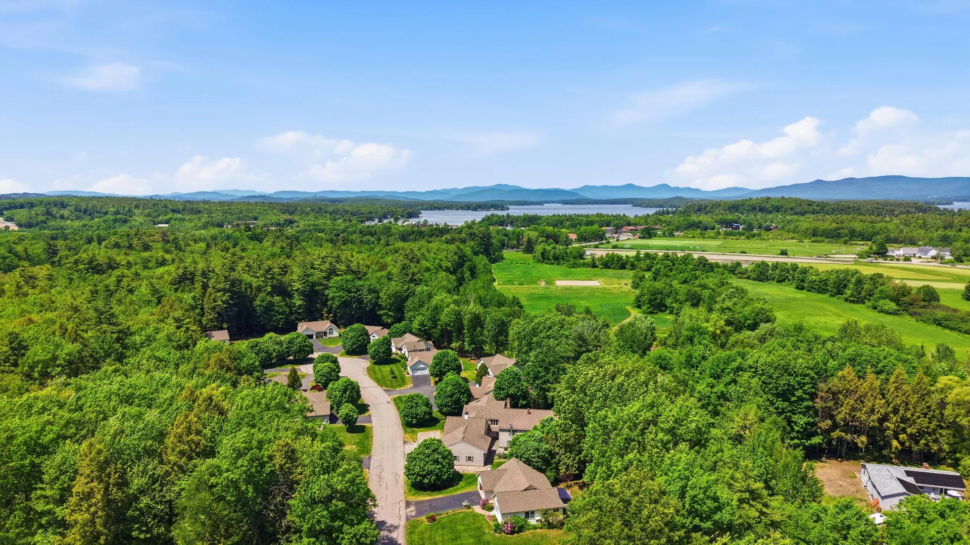 31 Henderson Road Gilford NH 03249