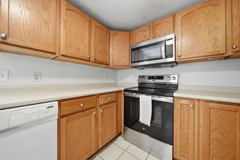 31 Henderson Road Gilford NH 03249