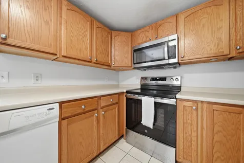 31 Henderson Road Gilford NH 03249