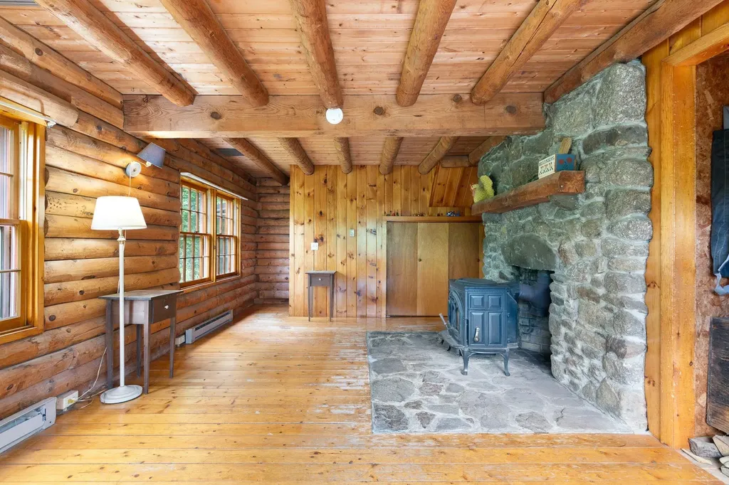 4303 Hinesburg Road Guilford VT 05301