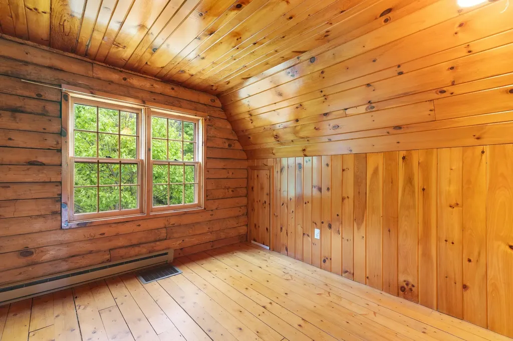 4303 Hinesburg Road Guilford VT 05301