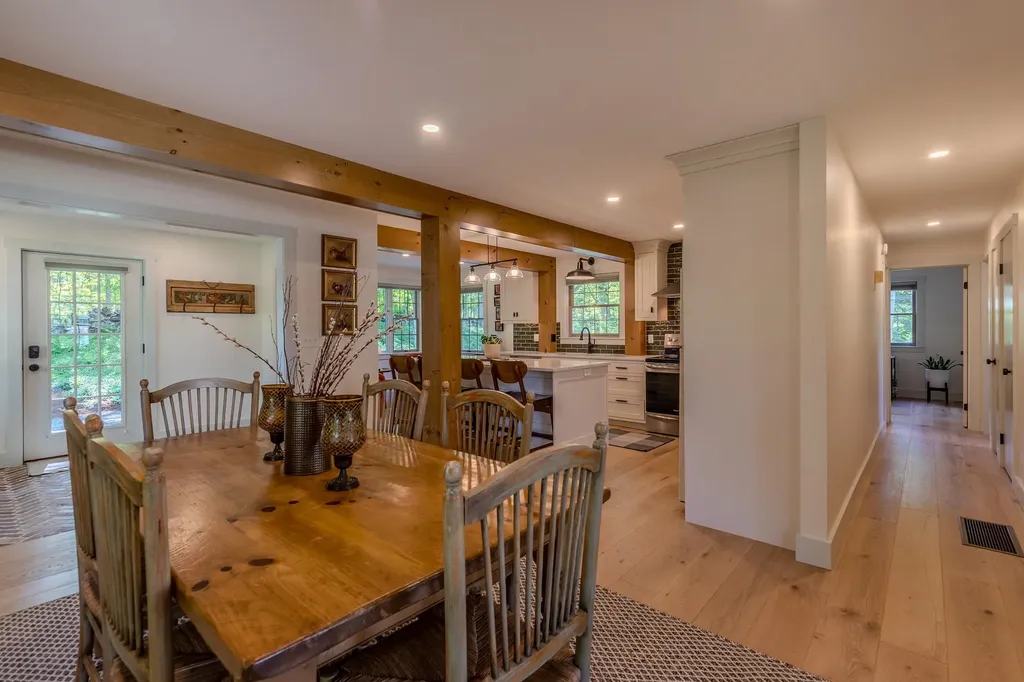 639 Main Street Weston VT 05161