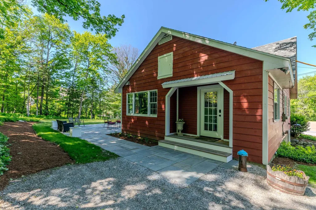 639 Main Street Weston VT 05161