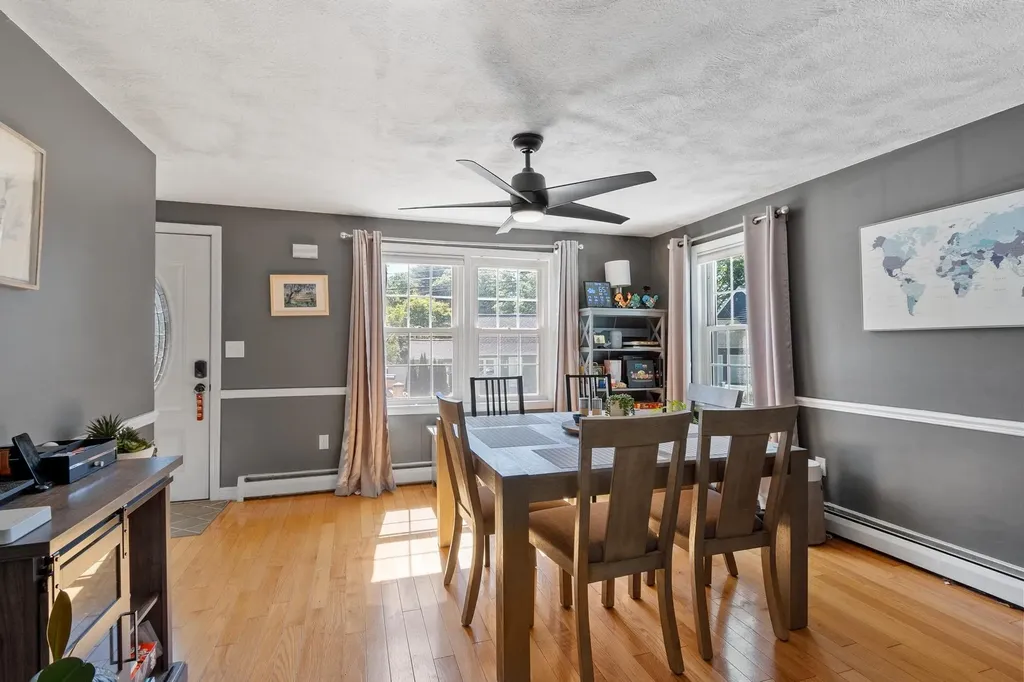 122 Westwood Drive Nashua NH 03062