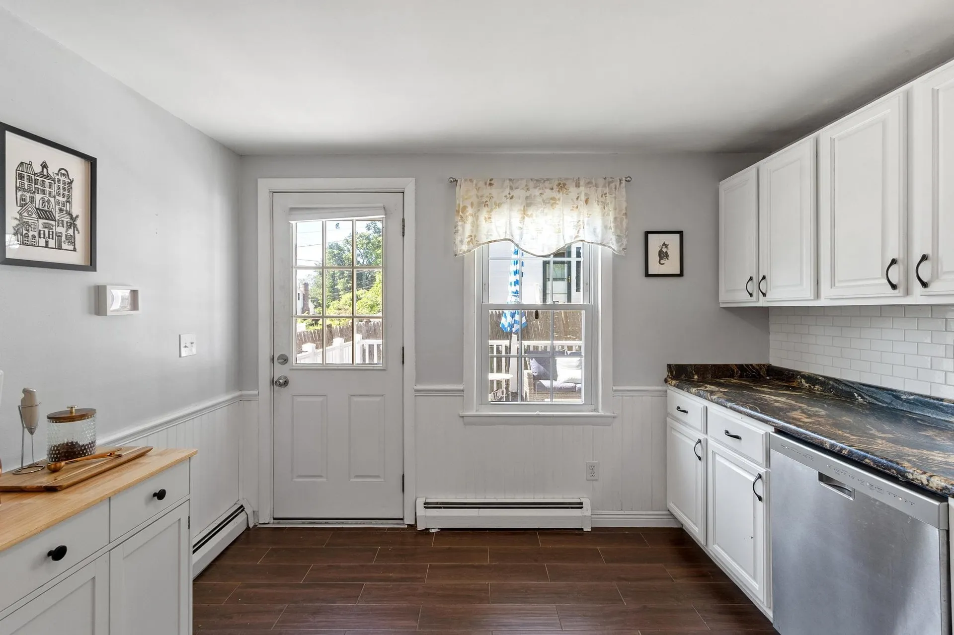 122 Westwood Drive Nashua NH 03062