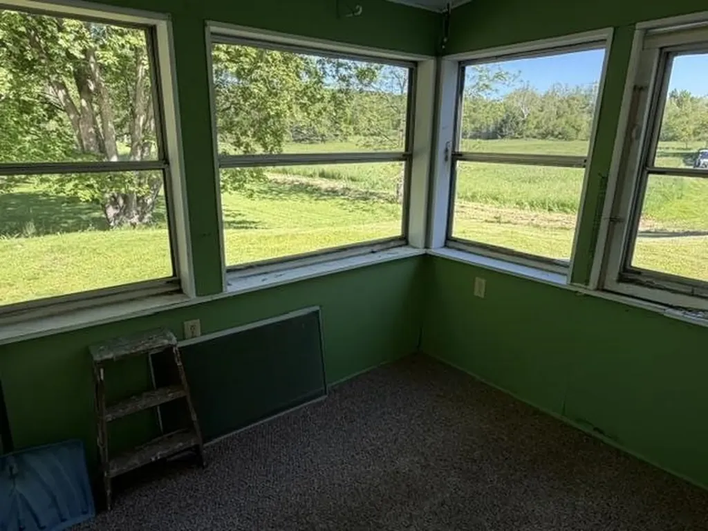141 Roberts Avenue Poultney VT 05764
