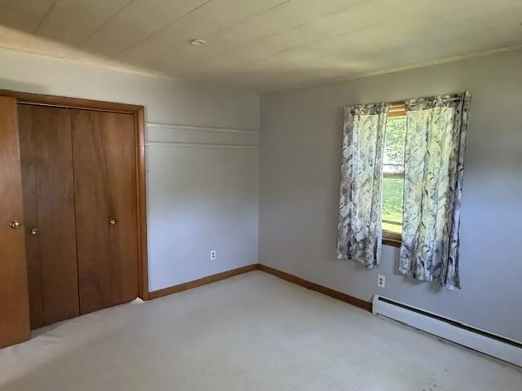 141 Roberts Avenue Poultney VT 05764