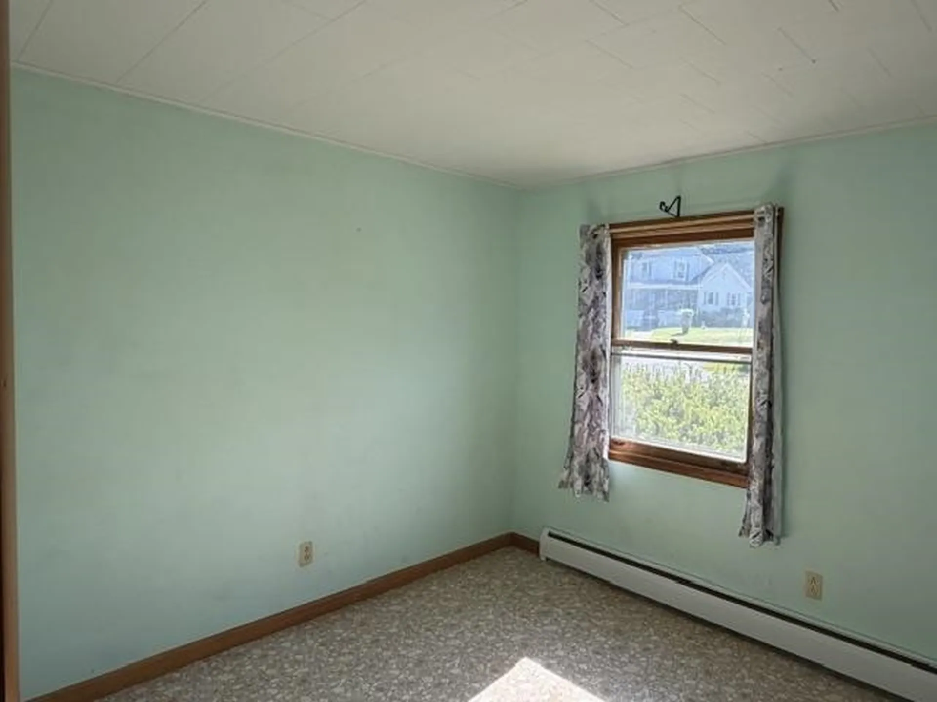 141 Roberts Avenue Poultney VT 05764