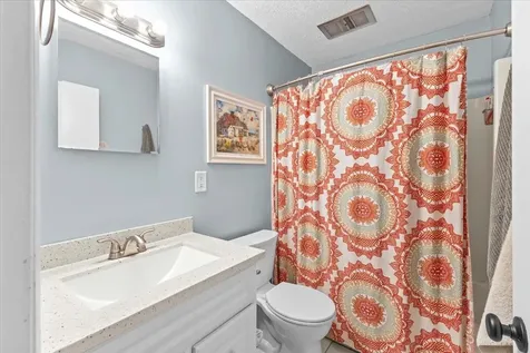 78 Sand Hill Road Essex VT 05452