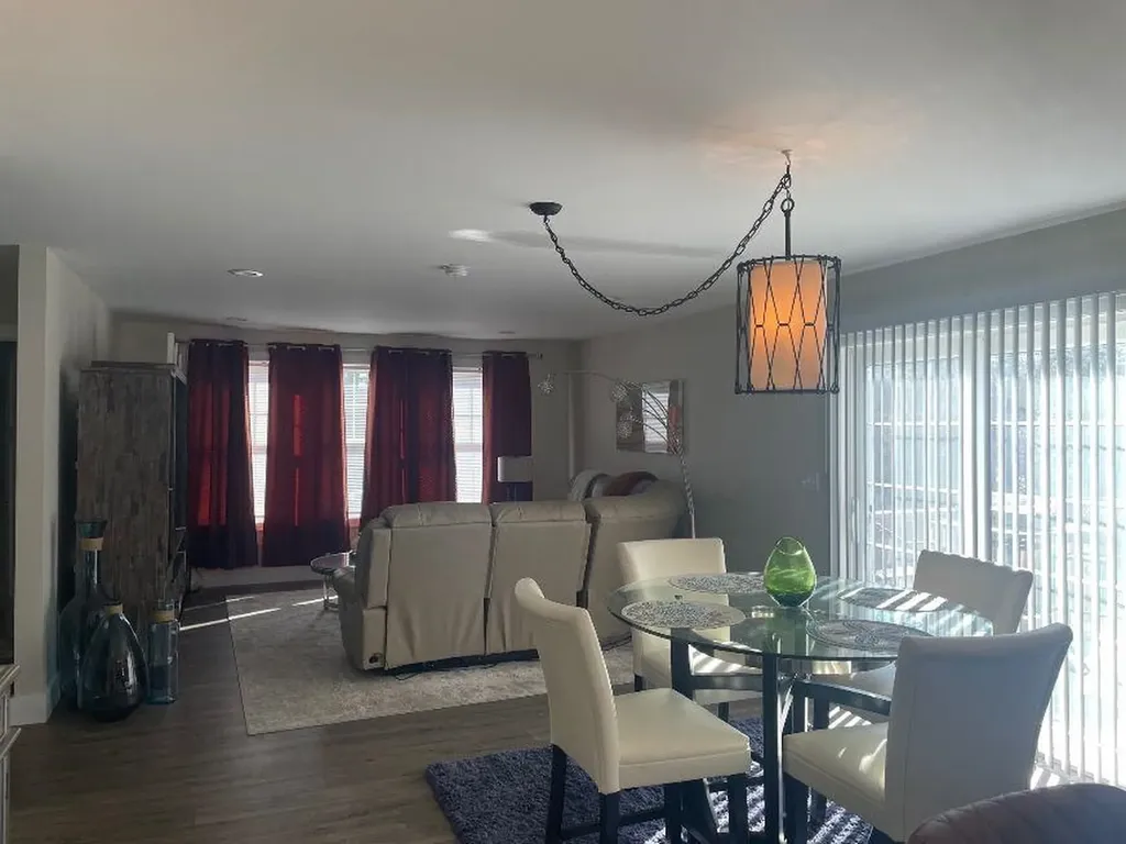 28 Campbell Drive Hampton NH 03842