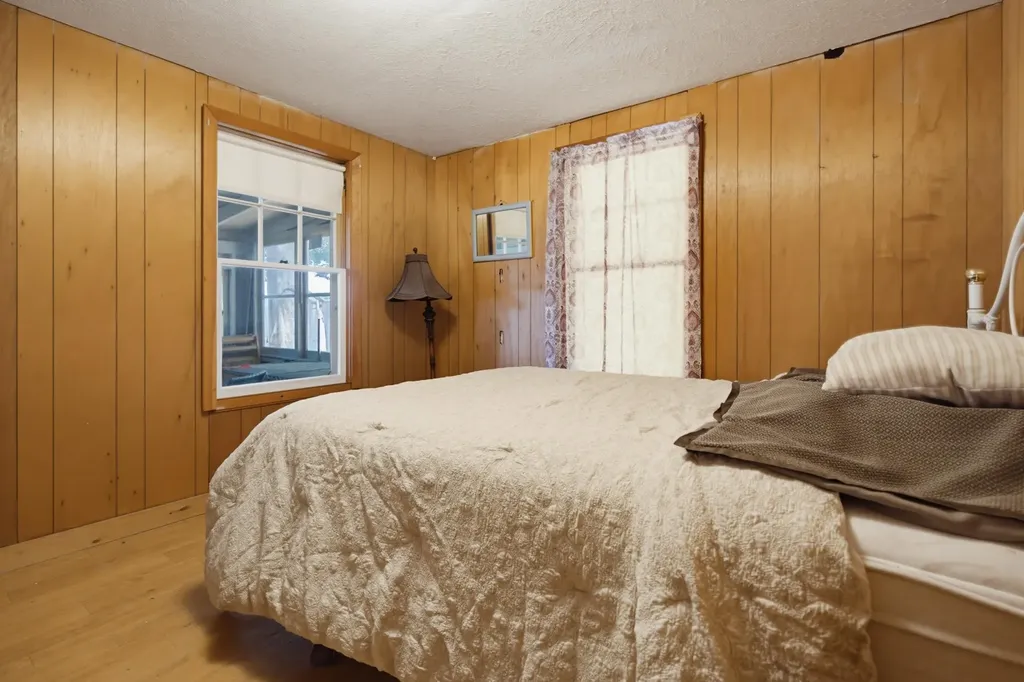 34 Gillis Terrace Salem NH 03079