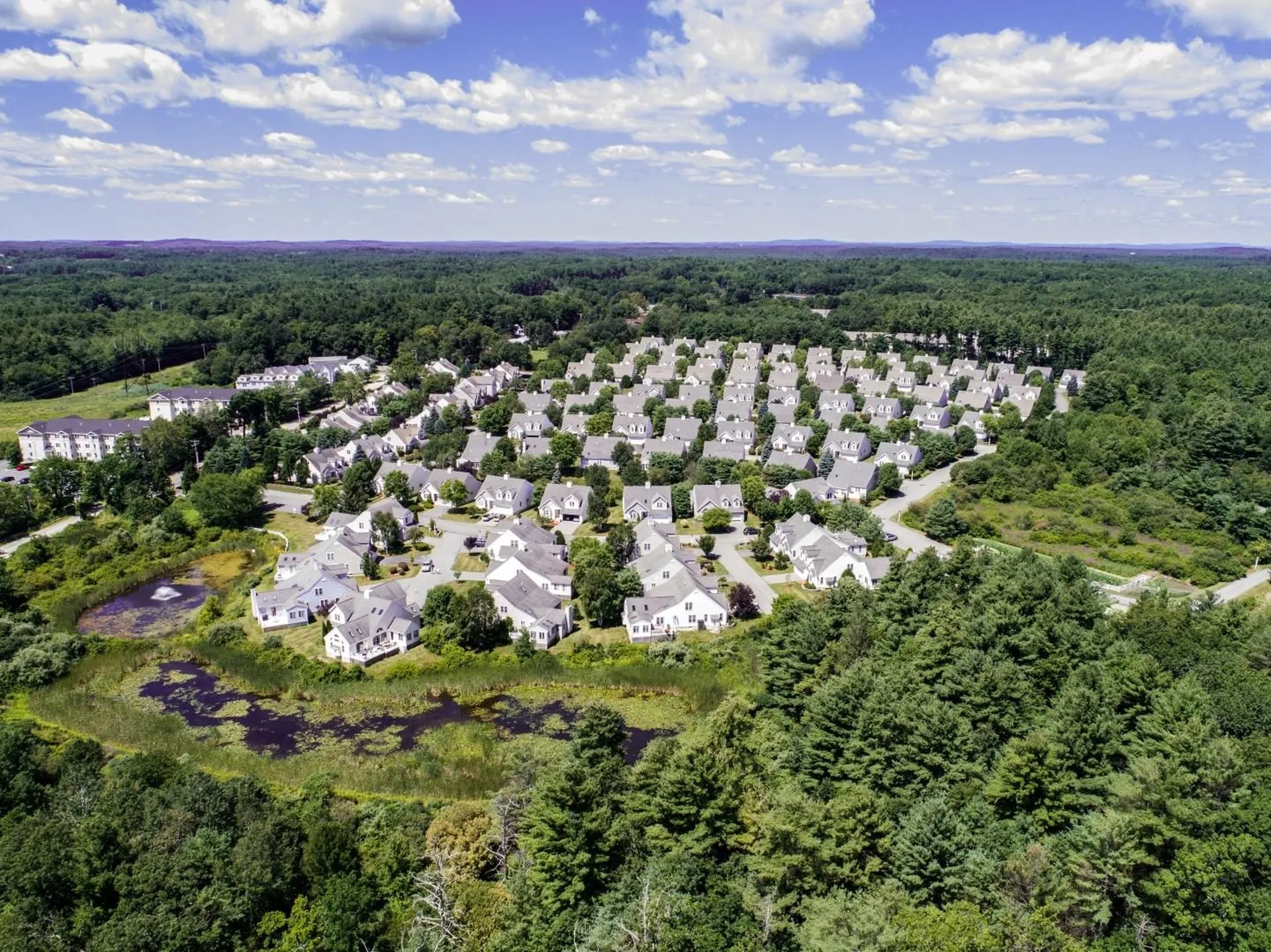 143 Hampton Meadows Hampton NH 03842-1820