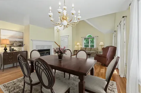 143 Hampton Meadows Hampton NH 03842-1820