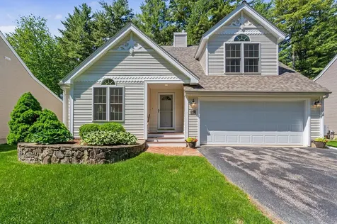 143 Hampton Meadows Hampton NH 03842-1820