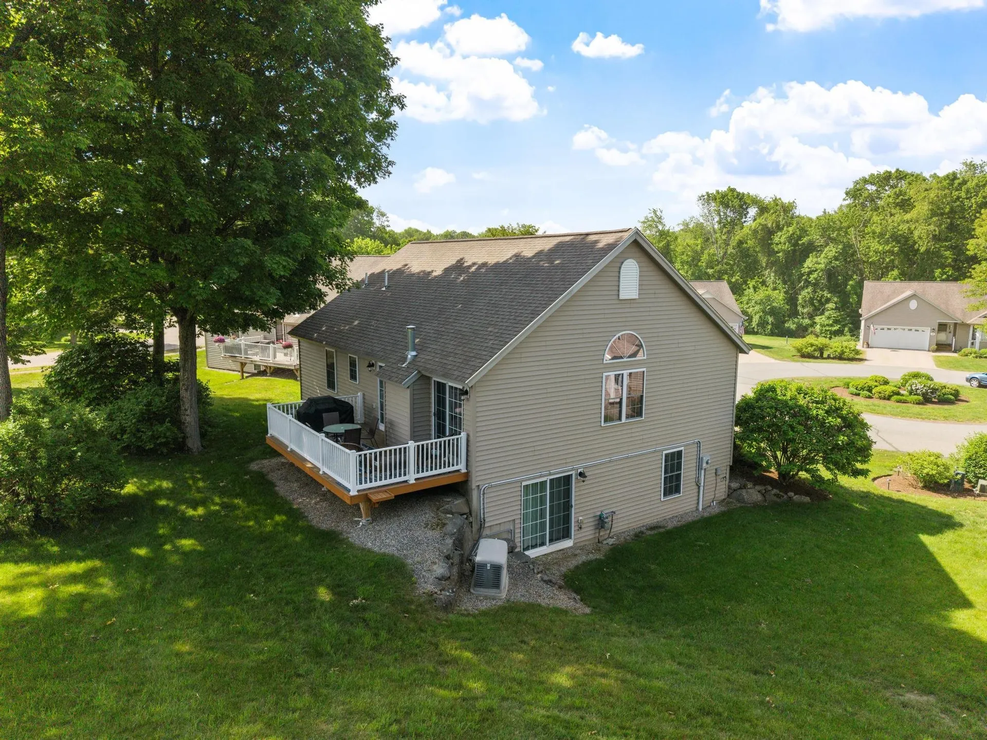 4 Orchard Lane East Kingston NH 03827
