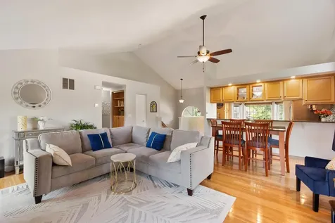 4 Orchard Lane East Kingston NH 03827
