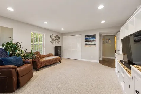 4 Orchard Lane East Kingston NH 03827