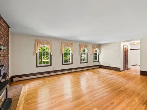 35 Sawyer Road Hampstead NH 03841