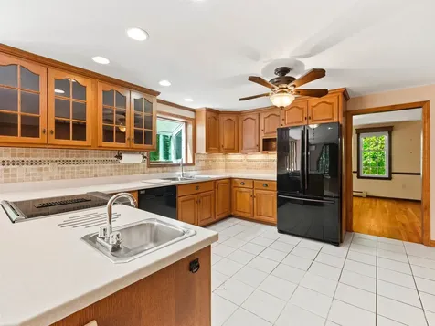 35 Sawyer Road Hampstead NH 03841