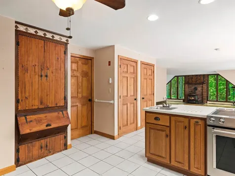 35 Sawyer Road Hampstead NH 03841