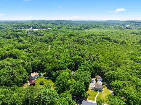 35 Sawyer Road Hampstead NH 03841