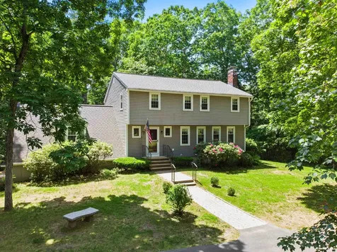 35 Sawyer Road Hampstead NH 03841