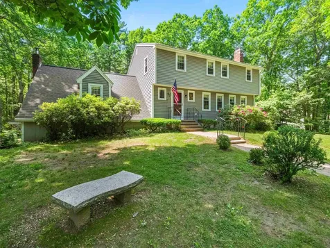 35 Sawyer Road Hampstead NH 03841