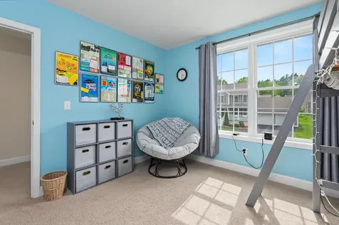 41 Schwinn Drive Nashua NH 03062